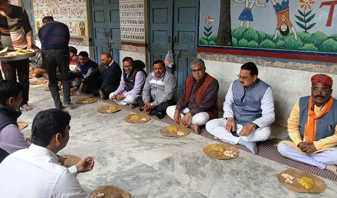 आरएसएस ने शाखाओं पर मनाया सामाजिक समरसता का पर्व मकर संक्रांति, सामूहिक खिचड़ी भोज का हुआ आयोजन