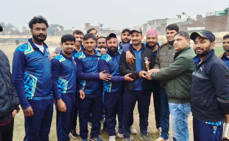 सीएमओ इलेवन जीत के साथ सेमी फाइनल में पहुंचा, हेल्थ प्रीमियर लीग क्रिकेट टूर्नामेंट में आज खेले गए दो मैच, लेखेंद्र भारद्वाज रहे मैन ऑफ द मैच