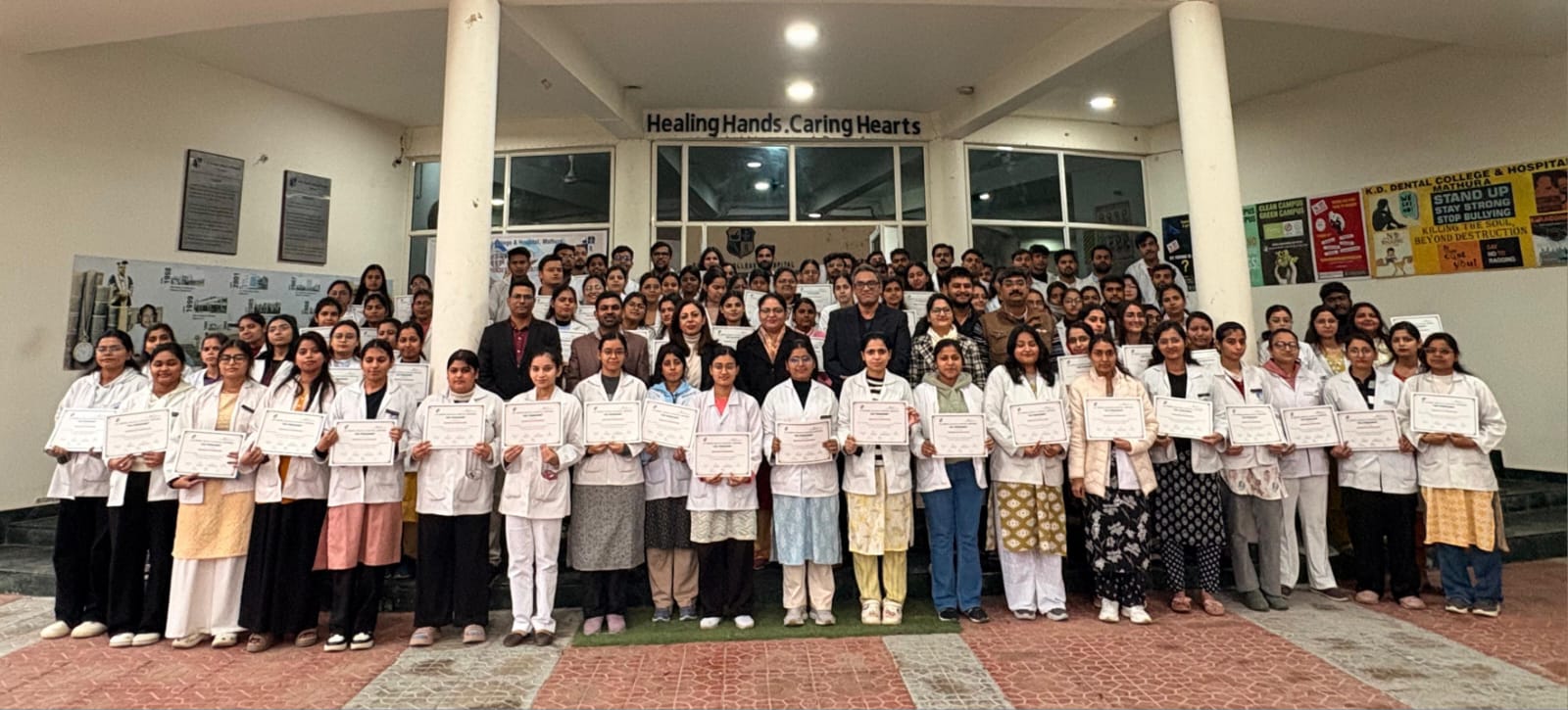 दंत चिकित्सकों को दी कैंसर की रोकथाम और स्क्रीनिंग की जानकारी, के.डी. डेंटल कॉलेज में निवारक ऑन्कोलॉजी पर सीडीई आयोजित