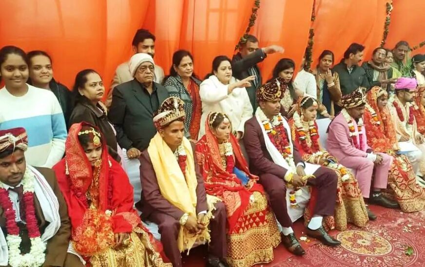 हाथरस में 11 कन्याओं का सामूहिक विवाह सम्पन्न, समाजसेवियों ने निभाई जिम्मेदारी
