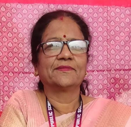 विश्व हिंदी दिवस पर शिक्षिका ने दी शुभकामनाएं, हिंदी को बताया हमारी पहचान की आत्मा