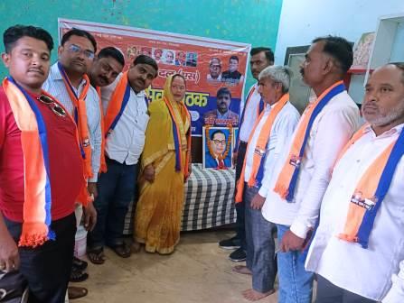 अपना दल (एस) की मासिक समीक्षा बैठक आयोजित, बूथ स्तर तक संगठन मजबूत करने पर दिया गया जोर