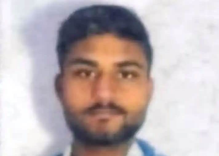 बाईकों की भिड़ंत में युवक की मौत, एक अन्य घायल, सादाबाद में मुरसान रोड पर हुआ हादसा