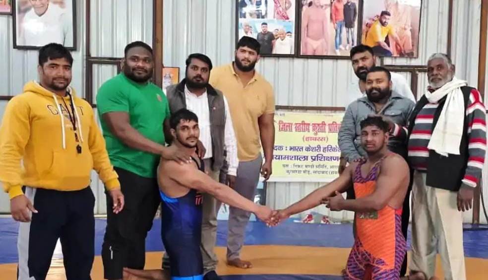 सादाबाद : राज्य स्तरीय प्रतियोगिता के लिए होगा खिलाड़ियों का चयन, अखाड़ा भारत केसरी हरिकेश पहलवान कुश्ती अकैडमी पर गुरुवार को होगा ट्रायल