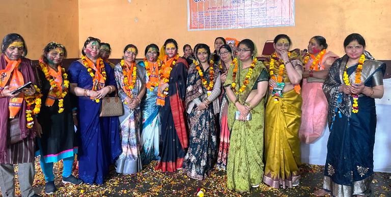 पारंपरिक व्यंजनों के साथ ब्राह्मण महासभा ने मनाया होली उत्सव, महिलाओं के लिए हुआ कार्यक्रम का आयोजन