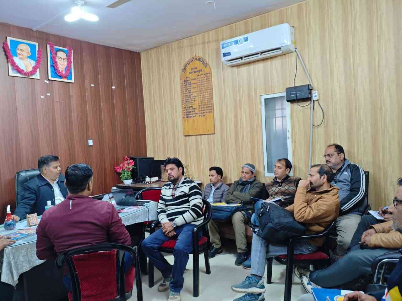 100 दिवसीय टीबी सघन अभियान को लेकर बैठक आयोजित, स्वास्थ्य अधिकारियों ने बनाई रणनीति