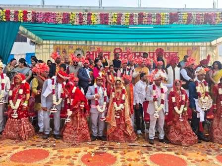 भारत विकास परिषद ने 14 जोड़ों का कराया सामूहिक विवाह, दहेज व फिजूलखर्ची के खिलाफ दिया सशक्त संदेश