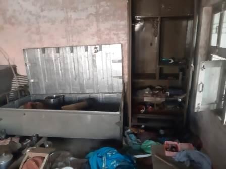 परिवार दिल्ली गया, बंद मकान से चोरी, पुलिस ने मामला बताया संदिग्ध