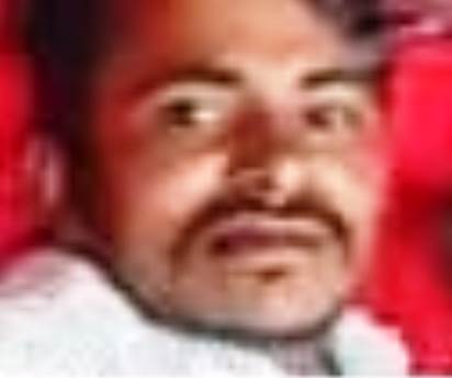 मथुरा-बरेली हाईवे पर खड़ी मैक्स से टकराई बाइक, मजदूर की मौत और दो गंभीर, मृतक के परिवार में मचा कोहराम