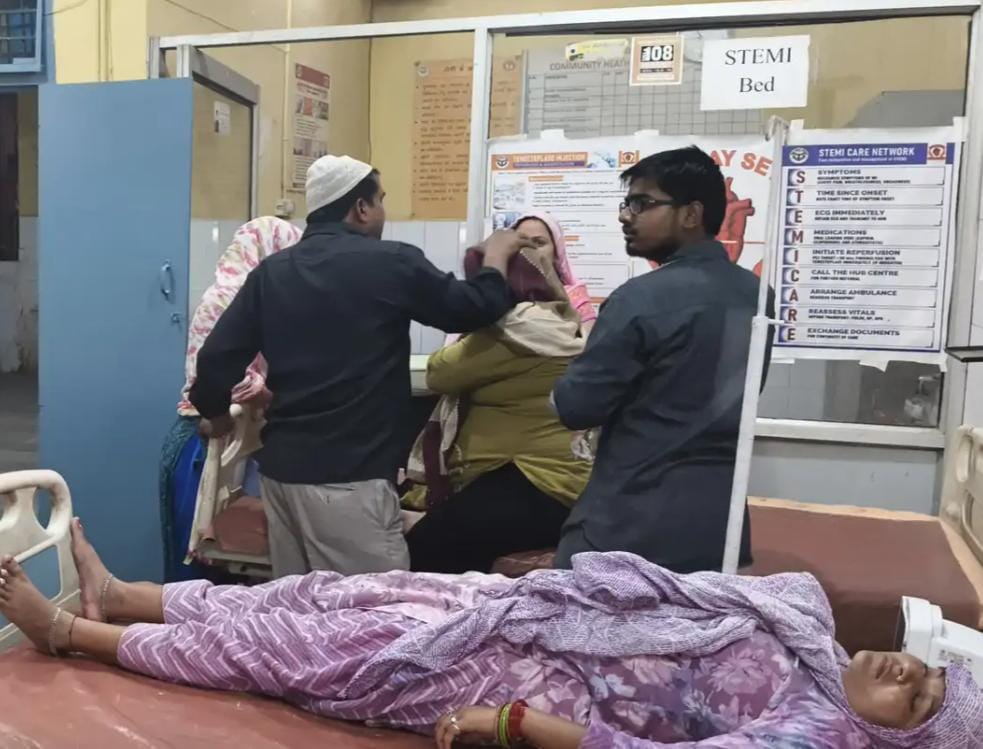 सादाबाद : मारपीट के मामले में मुकदमा दर्ज, मेले के लिए बिजली की केबिल डालने को लेकर हुआ विवाद