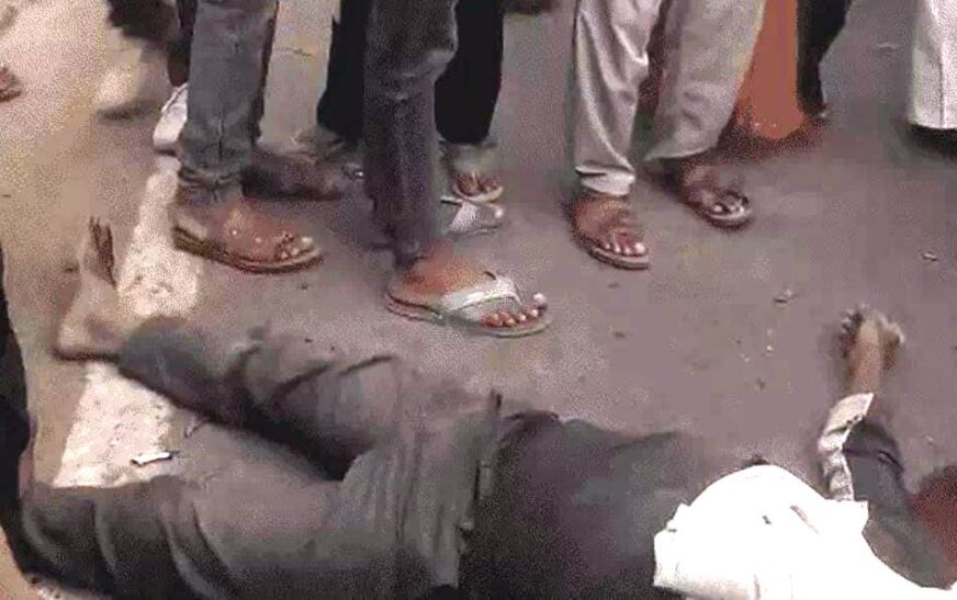 बाईकों की भिड़ंत में दो युवकों की मौत, राया रोड पर गांव पल्हावत के निकट आमने-सामने से भिड़ी बाईकें, ग्रामीणों ने लगाया जाम