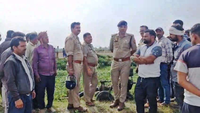 अपहरण के बाद बेरहमी से कत्ल ! सात दिन से लापता युवक का करवन नदी में मिला क्षत-विक्षत शव, तेजाब से जलाया चेहरा, पैर बांधकर नदी में फेंका, हाथ पर लिखा नाम मिटाया