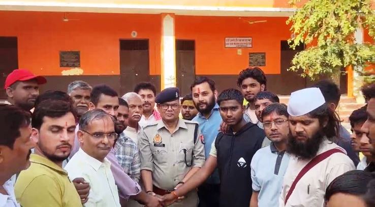 विहिप-बजरंग दल की जिला स्तरीय कबड्डी प्रतियोगिता संपन्न, विजेता टीम को मिला नकद पुरस्कार