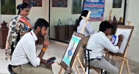  मंगलायतन विश्वविद्यालय में नारी शक्ति वंदन अधिनियम विषय पर पेंटिंग प्रतियोगिता का आयोजन