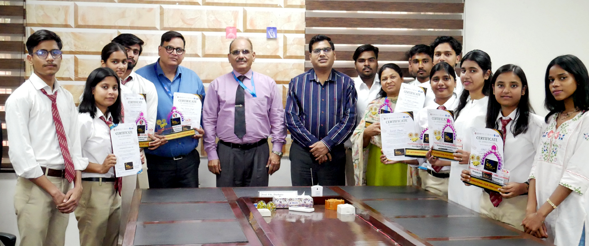 मंगलायतन विश्वविद्यालय में एआई और फिजियोथेरेपी के समन्वय पर पुस्तक का हुआ विमोचन