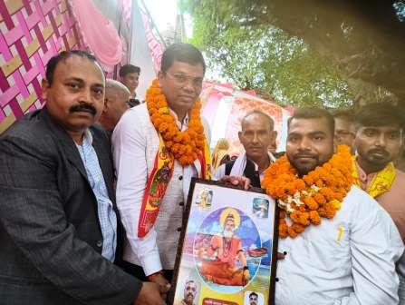 हसायन : महर्षि कश्यप जयंती पर दिया नशामुक्त समाज का संदेश, धूमधाम से निकली शोभायात्रा