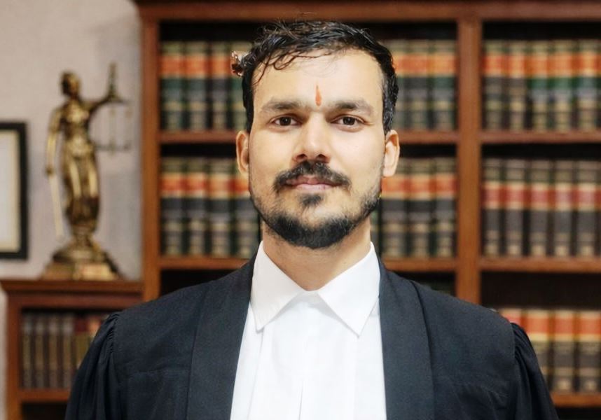 हसायन : निजी प्रकाशकों की महंगी किताबों से मिलेगी मुक्ति, हसायन के अधिवक्ता ने स्कूलों के औचक निरीक्षण की मांग की