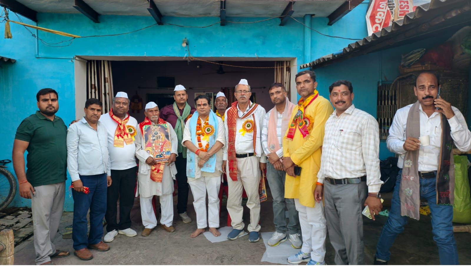 सासनी : रुदायन में डॉ. विकास शर्मा ने किया श्री कृष्ण–राधा मेला का शुभारंभ