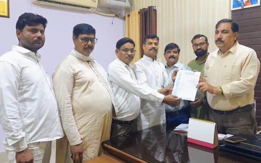 स्मार्ट मीटर की तकनीकी खामियों से जनता बेहाल, जनसेवार्थ मंच ने एसडीएम को सौंपा ज्ञापन