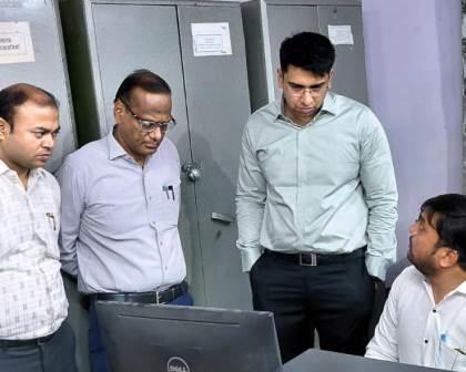 जिलाधिकारी अतुल वत्स ने डूडा व पूर्ति कार्यालय का किया औचक निरीक्षण, स्टोर रूम में गंदगी देख जताई नाराजगी, अभिलेखों के रख-रखाव को लेकर दिए कड़े निर्देश