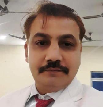 मकान के लिए युवक की हत्या करने का आरोप, गंदे नाले में मिला था शव, परिजनों ने पड़ोसियों के खिलाफ दर्ज कराया मुकदमा, पोस्टमार्टम के लिए भेजा शव, पुलिस जांच में जुटी