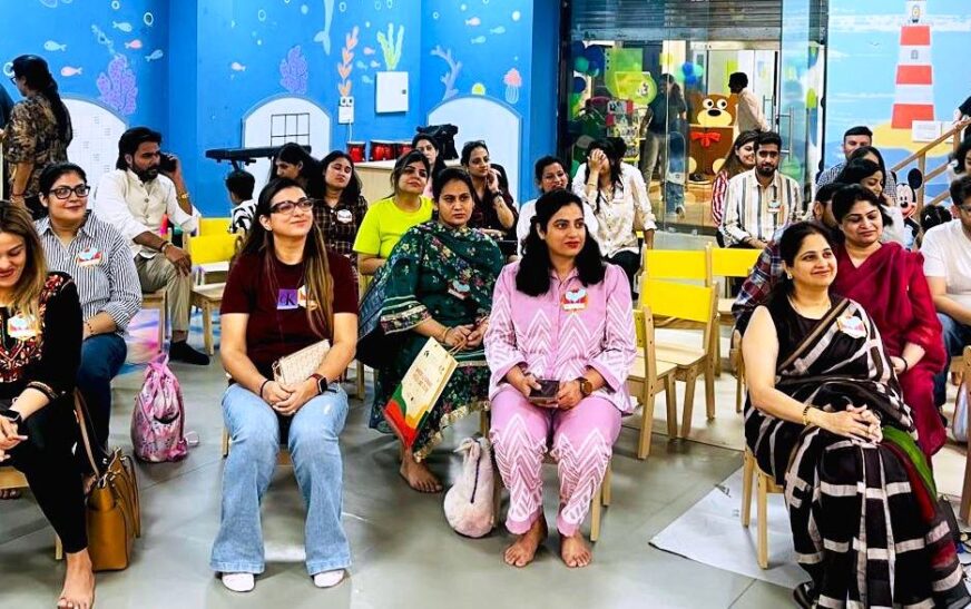 शारदा वर्ल्ड स्कूल के अर्ली लर्निंग सेंटर ने किया ओरिएंटेशन-डे का भव्य आयोजन