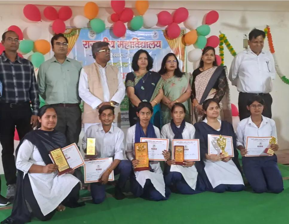 कुरसंडा के राजकीय महाविद्यालय में वार्षिकोत्सव संपन्न, उच्च शिक्षा के संयुक्त निदेशक रहे मुख्य अतिथि