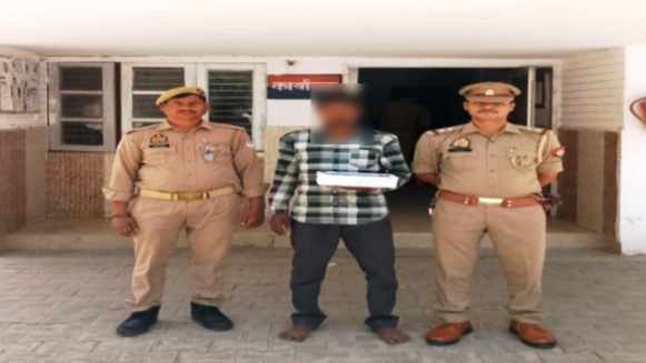 सिकंदराराऊ पुलिस ने अवैध असलहे के साथ बदमाश को दबोचा, राठी चौराहे के पास से हुई गिरफ्तारी