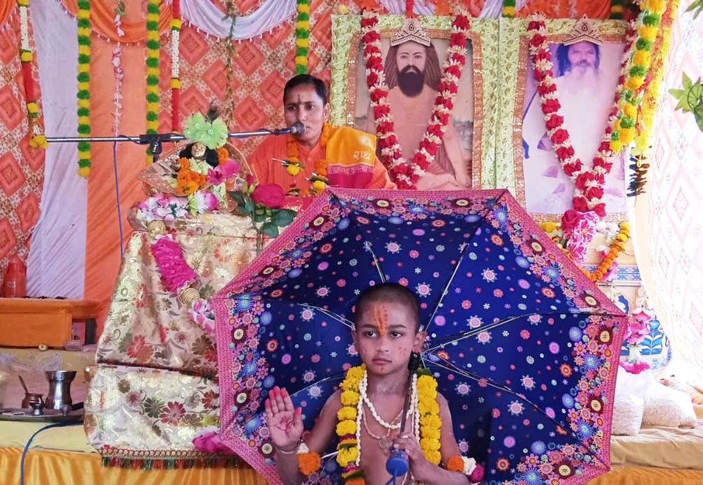 हसायन : जैतपुर के दिव्य योग कला सत्संग मंदिर में श्रीमद्भागवत कथा की अमृत वर्षा, उमड़े श्रद्धालु