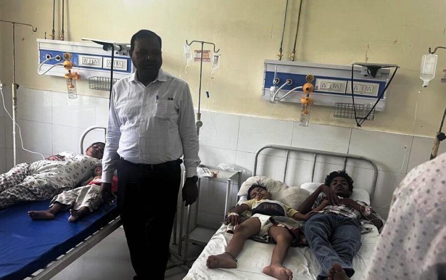 बासी सब्जी-चावल खाने से एक ही परिवार के 8 लोग बीमार, फूड पॉइजनिंग की आशंका