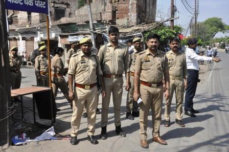 पंकज धवरैय्या की गिरफ्तारी का ऐलान रहा बेअसर, छावनी बना शहर, पुलिस ने खोली हिस्ट्रीशीट