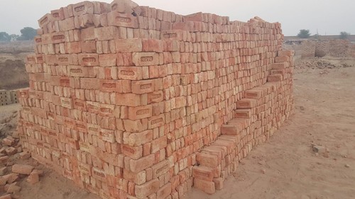 कोयले के दाम बढ़ते ही ईंटों की कीमतों में उछाल की तैयारी, कोयले की कमी से ईंट उत्पादन की लागत बढ़ी, 16 से 24 रुपये पहुंचा कोयला