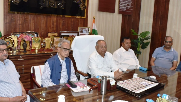 बागला डिग्री कॉलेज का बड़ा फैसला : प्रोफेसर रजनीश कुमार को मिली स्वैच्छिक सेवानिवृत्ति, परिसर में प्रवेश पर भी लगा प्रतिबंध