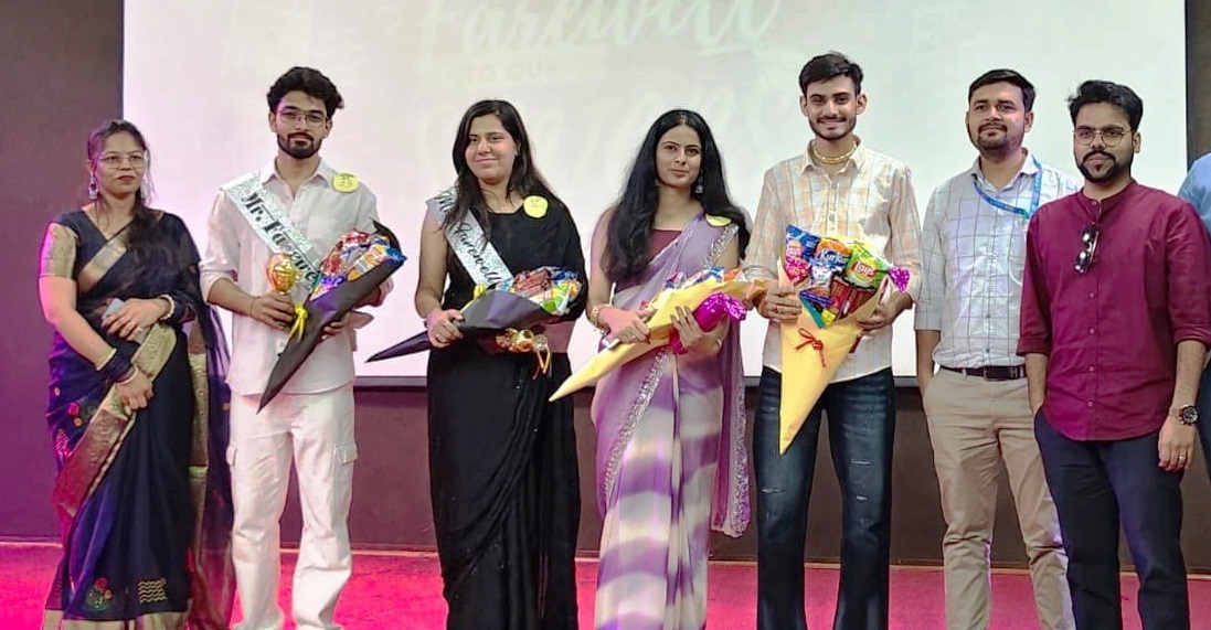 मंगलायतन विश्वविद्यालय में मिस्टर फेयरवेल अनमोल और मिस फेयरवेल चुनी गईं भूमिका