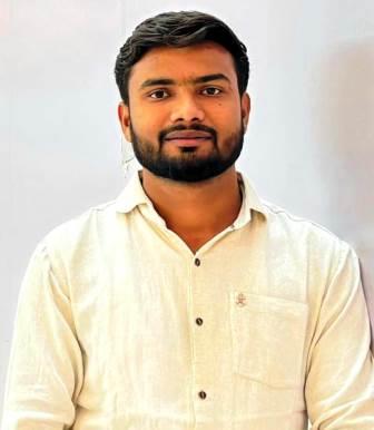 हसायन : कृषि विज्ञान की पुस्तक लिखकर किसान पुत्र बना लेखक हसायन के गांव उल्दापुर के किसान के पुत्र ने लहराया परचम