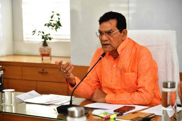 यूपी में स्मार्ट प्रीपेड मीटर व्यवस्था खत्म, अब पोस्टपेड की तरह आएगा बिल, 3.5 करोड़ उपभोक्ताओं को मिली राहत, ऊर्जा मंत्री ने किया बड़ा ऐलान, 10 किस्तों में बकाया भरने की छूट