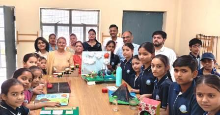 राजेन्द्र लोहिया विद्या मंदिर के समर कैम्प में दिखा बच्चों का जोश, रचनात्मक गतिविधियों में निखरी प्रतिभाएं