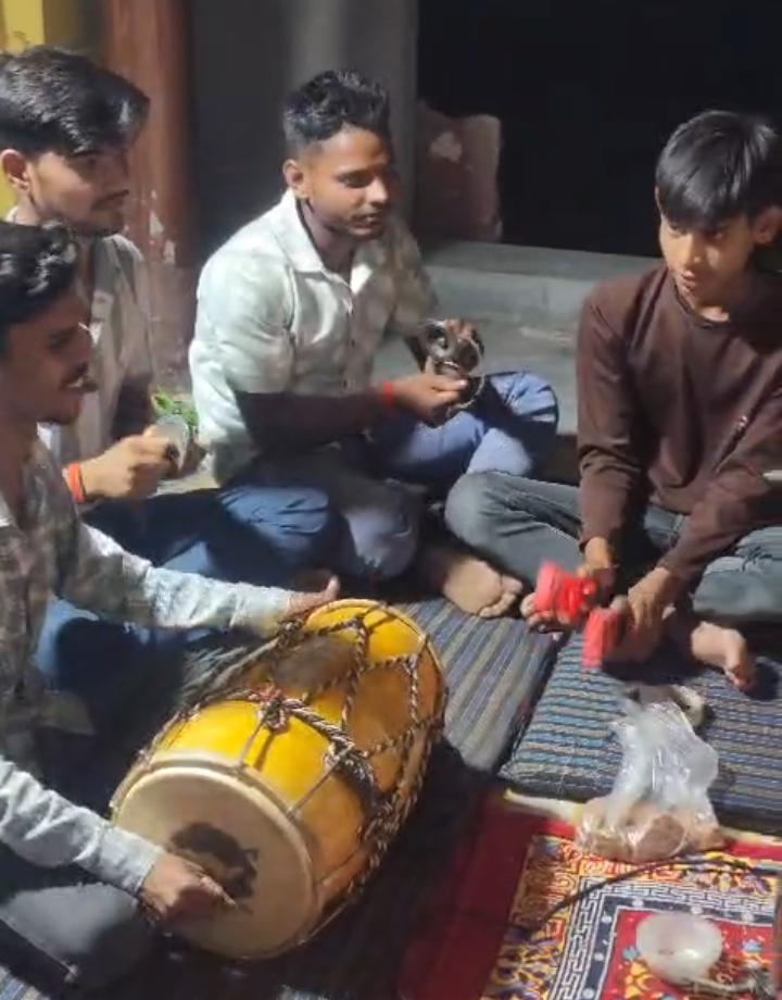 हसायन : वार्षिकोत्सव समारोह पर अंखड रामायण के साथ भंडारा प्रसादी का आयोजन