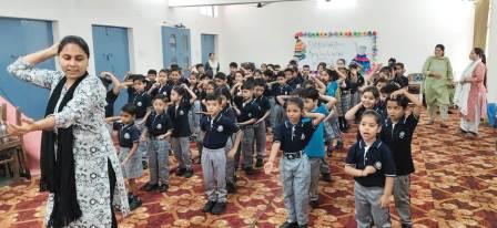 राजेन्द्र लोहिया विद्या मंदिर में समर कैम्प के तीसरे दिन उमड़ा विद्यार्थियों का उत्साह