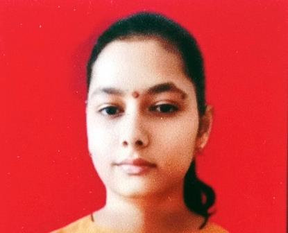 बीएड परीक्षा देने जा रही छात्रा की सड़क हादसे में दर्दनाक मौत, अलीगढ़ में चार पहिया वाहन की टक्कर से गई जान, शिक्षक पिता घायल