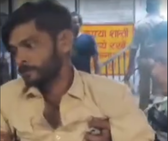 मेंडू में युवक पर फायरिंग, हाथ में गोली लगने से घायल