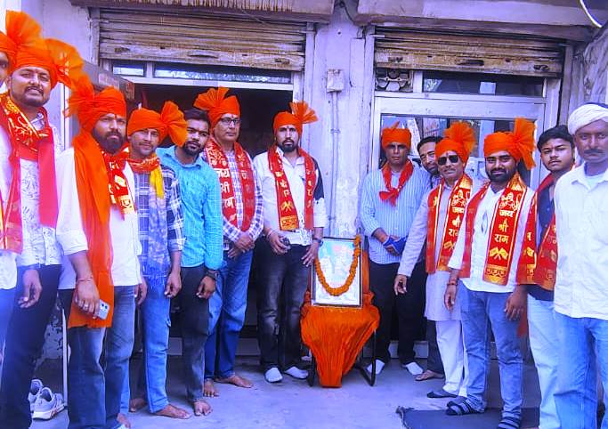 सासनी : महाराणा प्रताप के आदर्शों पर चलने का संकल्प, जयंती पर वक्ताओं ने याद किया त्याग और बलिदान