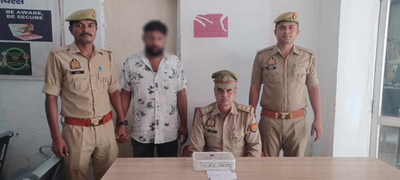 हाथरस गेट पुलिस ने अवैध तमंचा और कारतूस के साथ युवक को किया गिरफ्तार