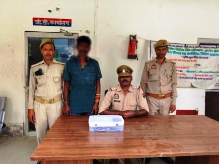 सहपऊ पुलिस को मिली सफलता, अवैध तमंचा और कारतूस सहित एक अभियुक्त गिरफ्तार