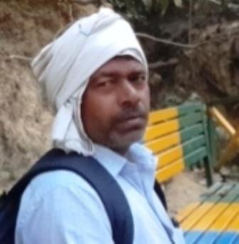 हाईटेंशन लाइन पर काम करते समय संविदा लाइनमैन की करंट लगने से मौत, परिजनों ने लगाया लापरवाही का आरोप