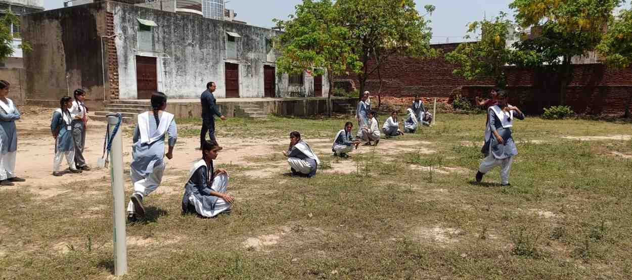 सादाबाद : खो खो प्रतियोगिता में शिवाजी हाउस ने मारी बाजी