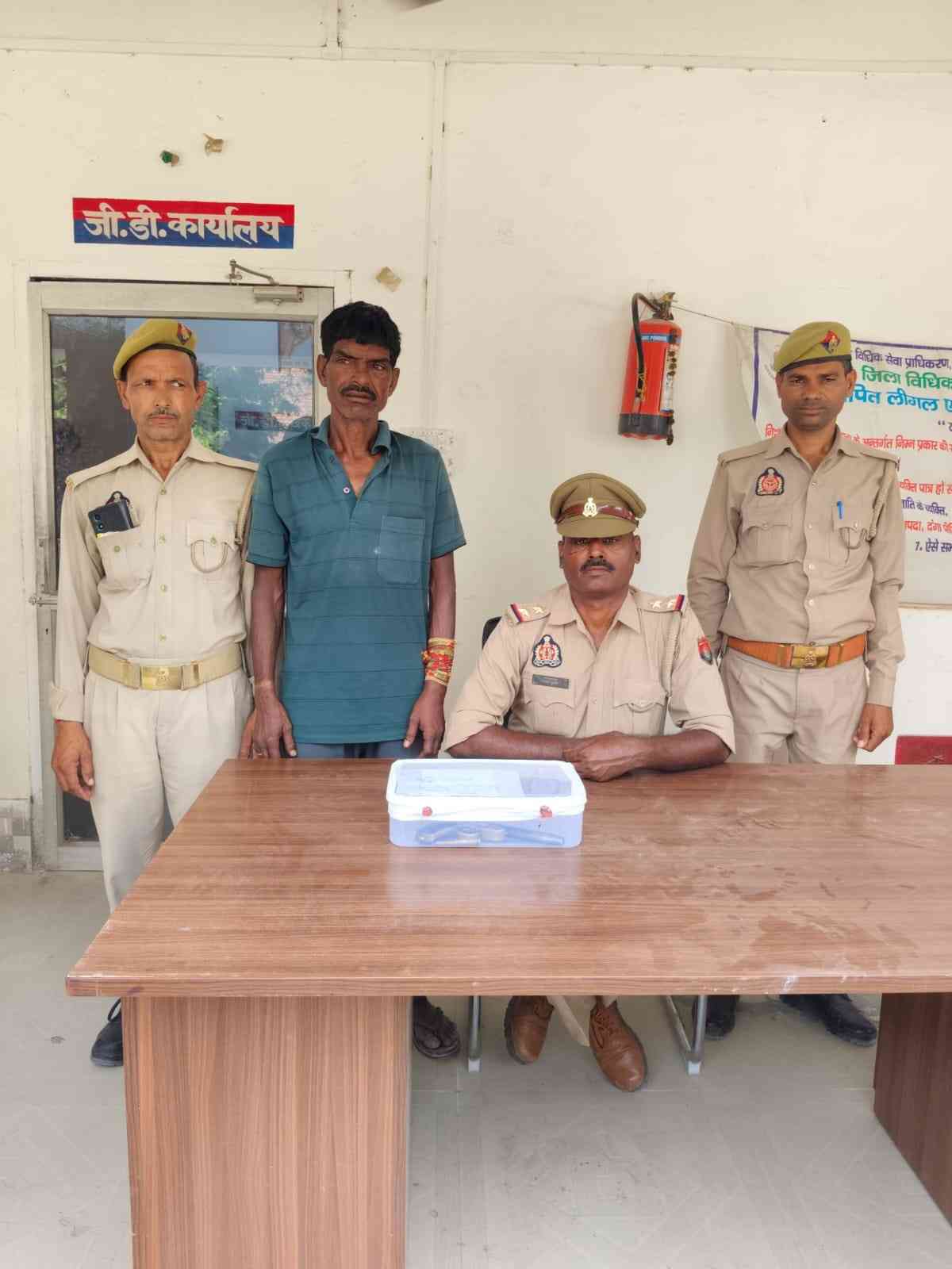 सहपऊ : विवाहिता की संदिग्ध परिस्थितियों में मौत, कमरे में फंदे पर लटका मिला शव