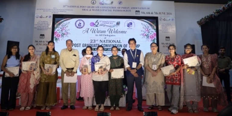 मथुरा : केडी डेंटल कॉलेज में आधुनिक जांच तकनीकों पर हुई गम्भीर मंत्रणा, नेशनल ओरल पैथोलॉजी सम्मेलन का समापन, विशेषज्ञों ने सुझाए नए रास्ते, देशभर से आए 500 से अधिक विशेषज्ञों और डेलिगेट्स ने की सराहना
