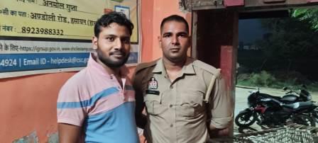 हसायन : गौशालाओं की समस्याओं के समाधान के लिए सीएम को ज्ञापन देने की घोषणा पर पुलिस ने किया नजरबंद