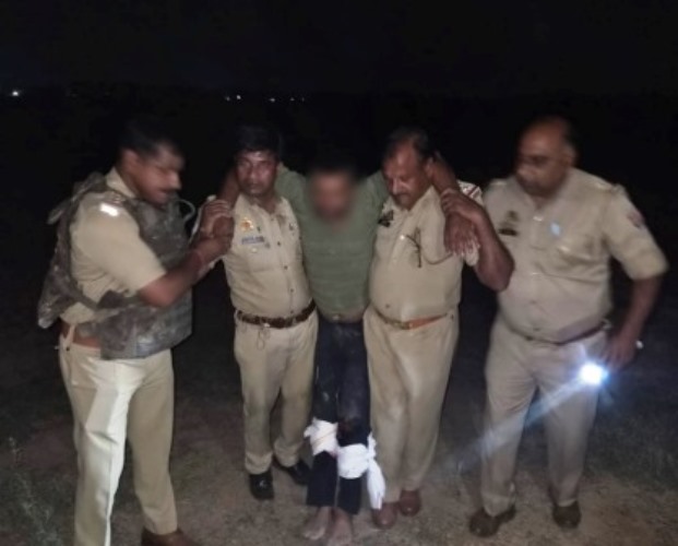 हार्डवेयर कारोबारी हत्याकांड का मुख्य आरोपी पुलिस एनकाउंटर के बाद दबोचा गया, दोनों पैरों में लगी गोली